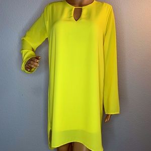 GB - Gianni Bini, Size Med (Yellow Dress)